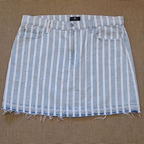 NWOT 7 for All  Mankind Distressed Striped Denim Skirt - Size 32 - Picture 2 of 8